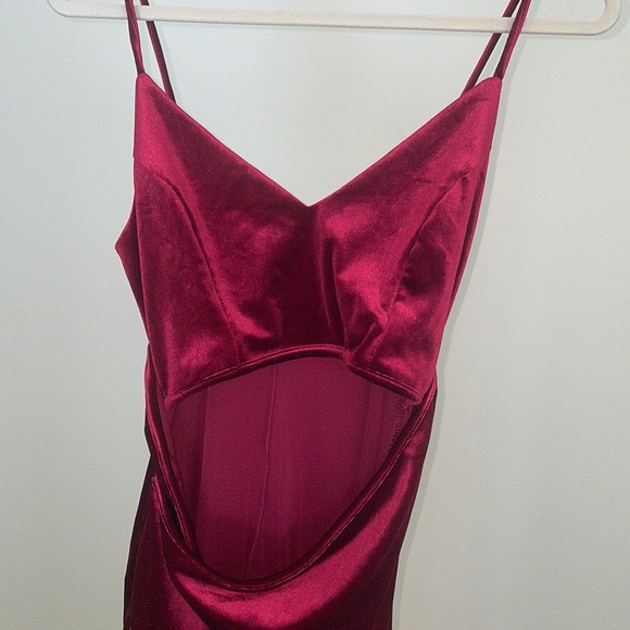 Fashion Nova Dress - Picture 4 of 4